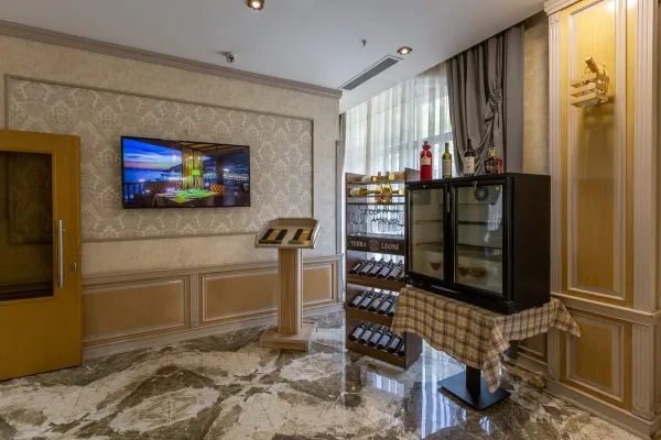 Miras Restaurant